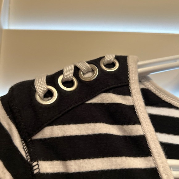 White and navy blue striped, loop ring design on shoulders, - Picture 3 of 3